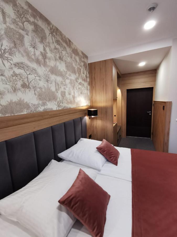 Lesny Dwor Bed & Breakfast Karpacz Exterior photo