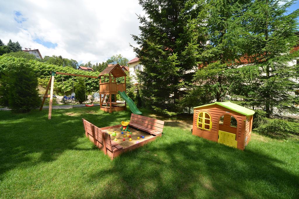Lesny Dwor Bed & Breakfast Karpacz Exterior photo